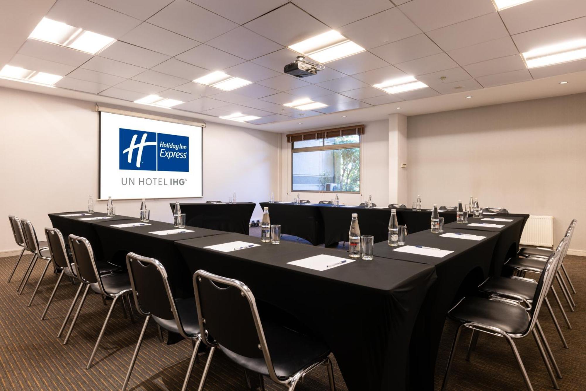 Holiday Inn Express - Temuco By Ihg Bagian luar foto